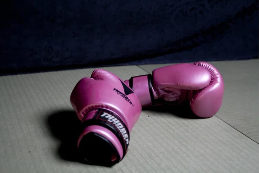 pink gloves